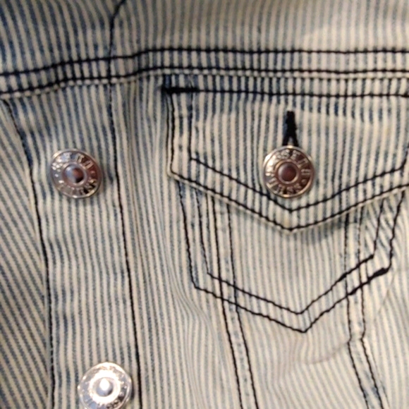 ❤H.P.❤Pin Stripe Guess Jean Jacket - Picture 5 of 5